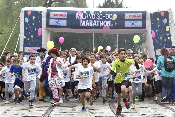 16° edizione della SuisseGas Milano Marathon, 3 aprile 2016. ANSA / FLAVIO LO SCALZO